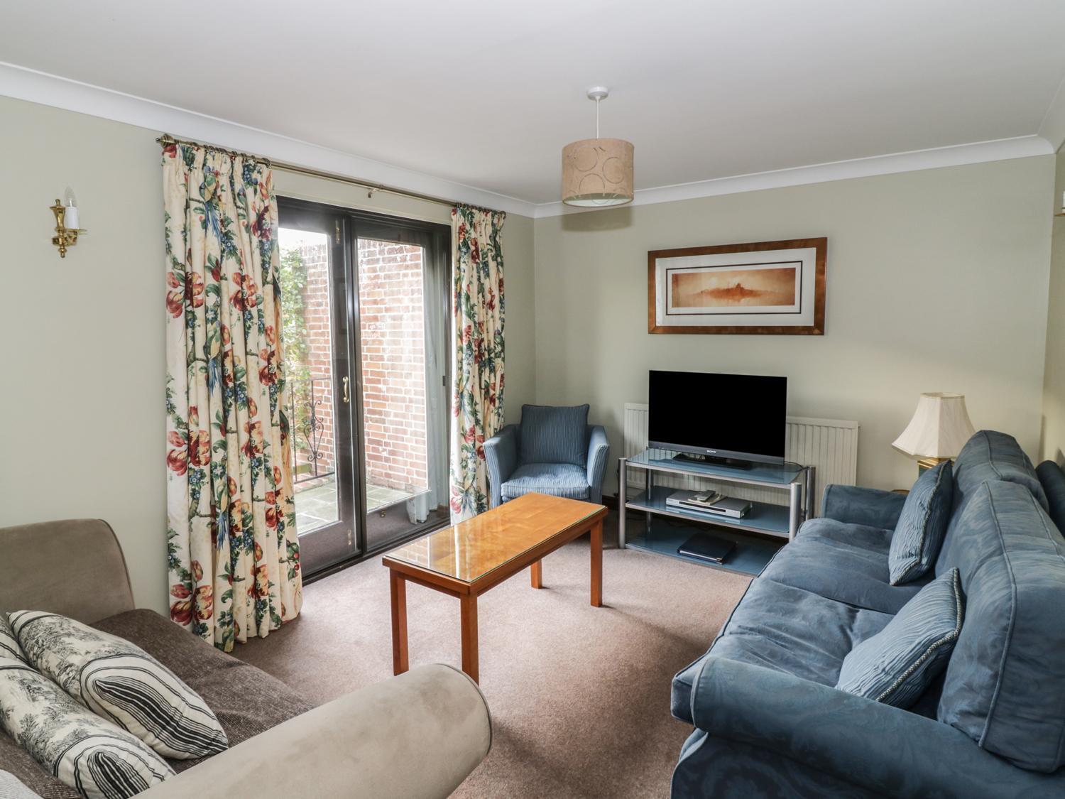 The Lodge Off High Street Hadleigh  외부 사진